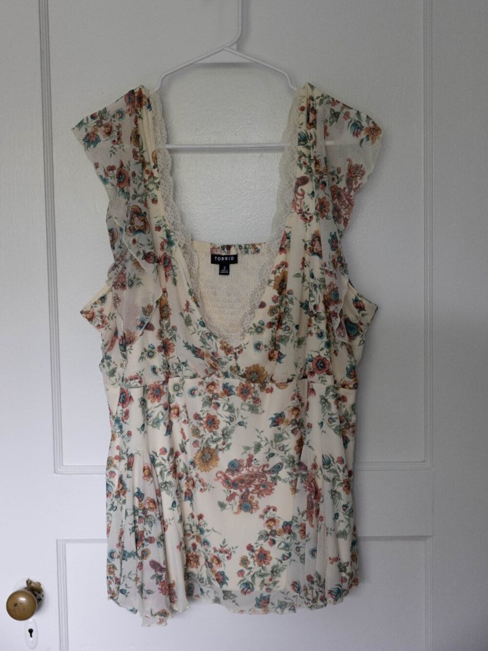 Torrid Cream Floral Mesh Top with Lace Trim Size 2 (2X)